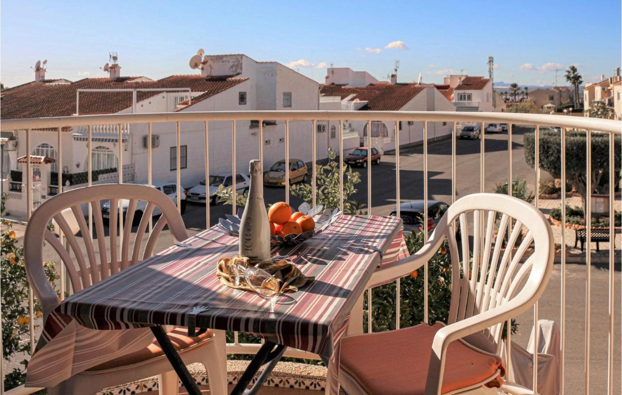 Stunning Apartment In Torrevieja Luaran gambar